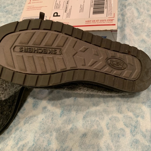 BOBS BU SKETCHERS SLIPPERS SIZE 8 GRAY - Picture 3 of 3